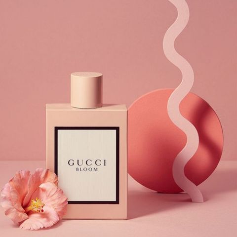 عطر و خوشبو کننده
