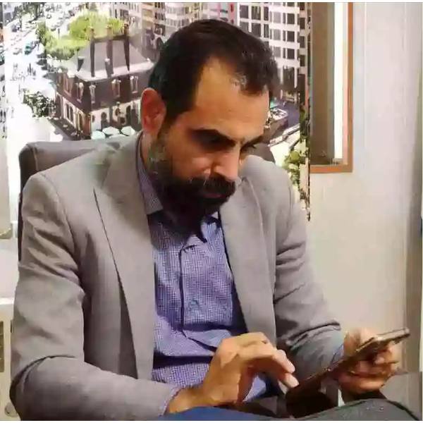 مشاوره رایگان حقوقی با وکیل پایه یک دادگستری