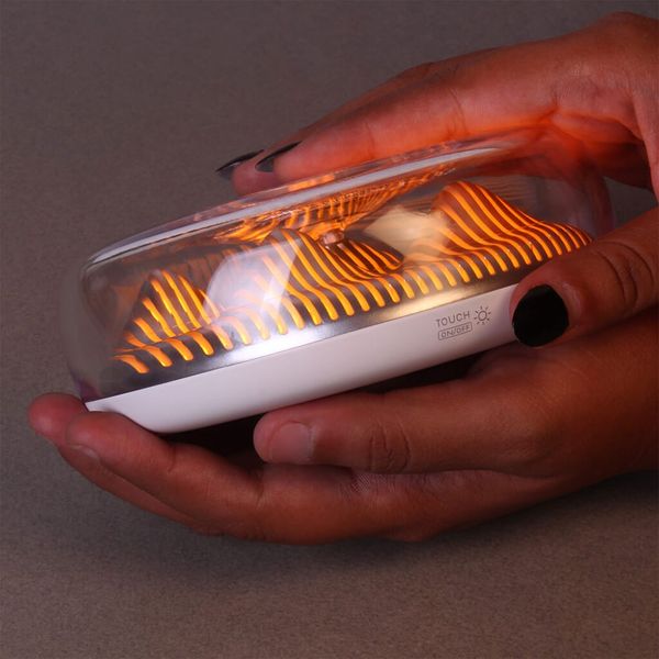 شارژر وایرلس و چراغ خواب آتشی