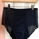 لباس زیر قاعدگی لیوا فارما مدل بغل تور