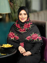 روسری ابریشم توییل کجراه قواره 140 مدل گل سرخ