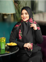 روسری ابریشم توییل کجراه قواره 140 مدل گل سرخ