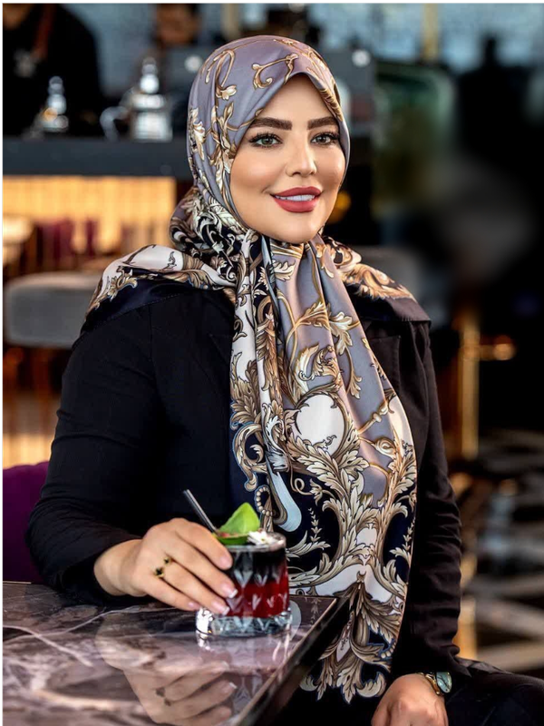 روسری ابریشم توییل کجراه قواره 140 مدل تاج