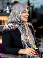روسری ابریشم توییل کجراه قواره 140 مدل تاج