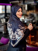 روسری ابریشم توییل کجراه قواره 140 مدل لاجورد