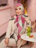 روسری نخی قواره 140 نخ گلوریا مدل چهل تکه