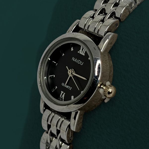 ساعت نایدو زنانه کد (w2600b) صفحه مشکی