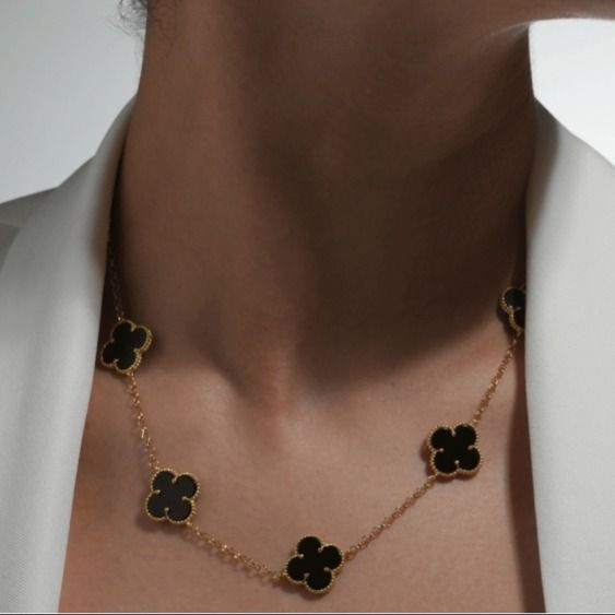 گردنبند ونکلیف