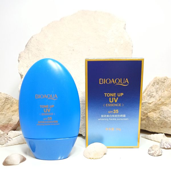 کرم ضدآفتاب بی رنگ SPF 35بیوآکوا(اصل)