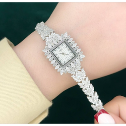 ساعت نقره مدل لاله