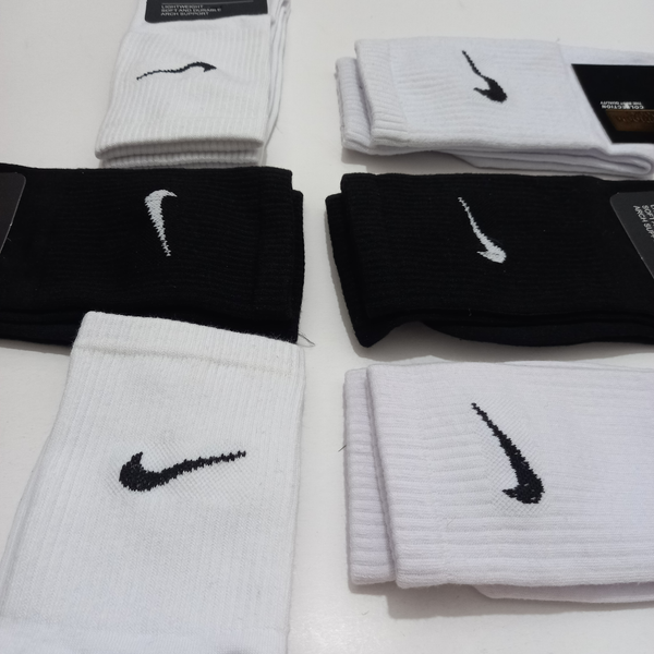 جوراب ساق بلند نایک (مشکی و سفید)