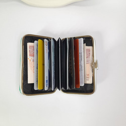 جاکارتی تبلتی زنانه