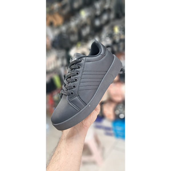 ونس آدیداس بوراک