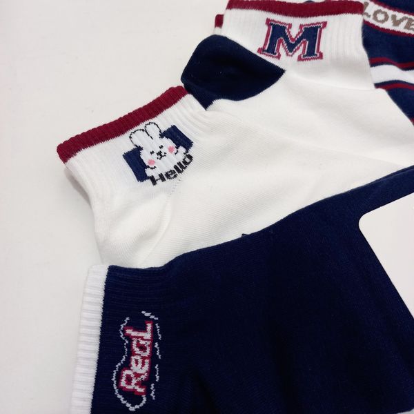 جوراب مچی سفید و سرمه‌ ای