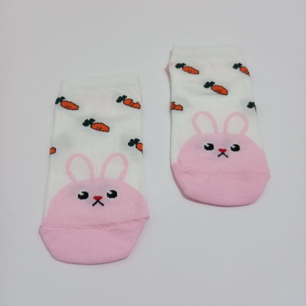 جوراب مچی طرح روی پا