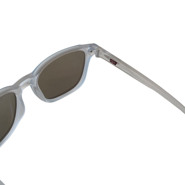 عینک آفتابی مردانه OAKLEY فریم شفاف 22-106