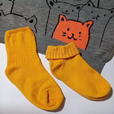 جوراب زنانه لب برگرد حوله ای زمستانی