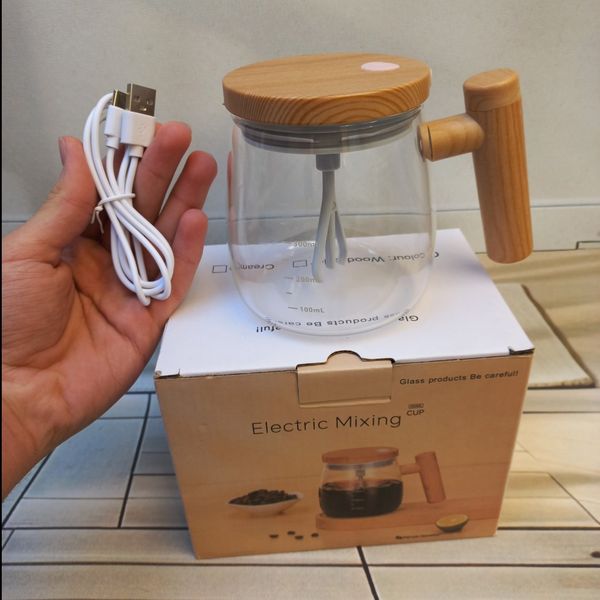 ماگ طرح همزن دار مدل EM-CUP