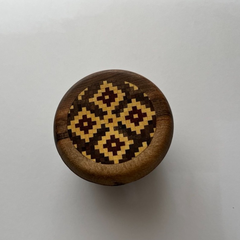 جعبه چوبی جوک کاری کوچک