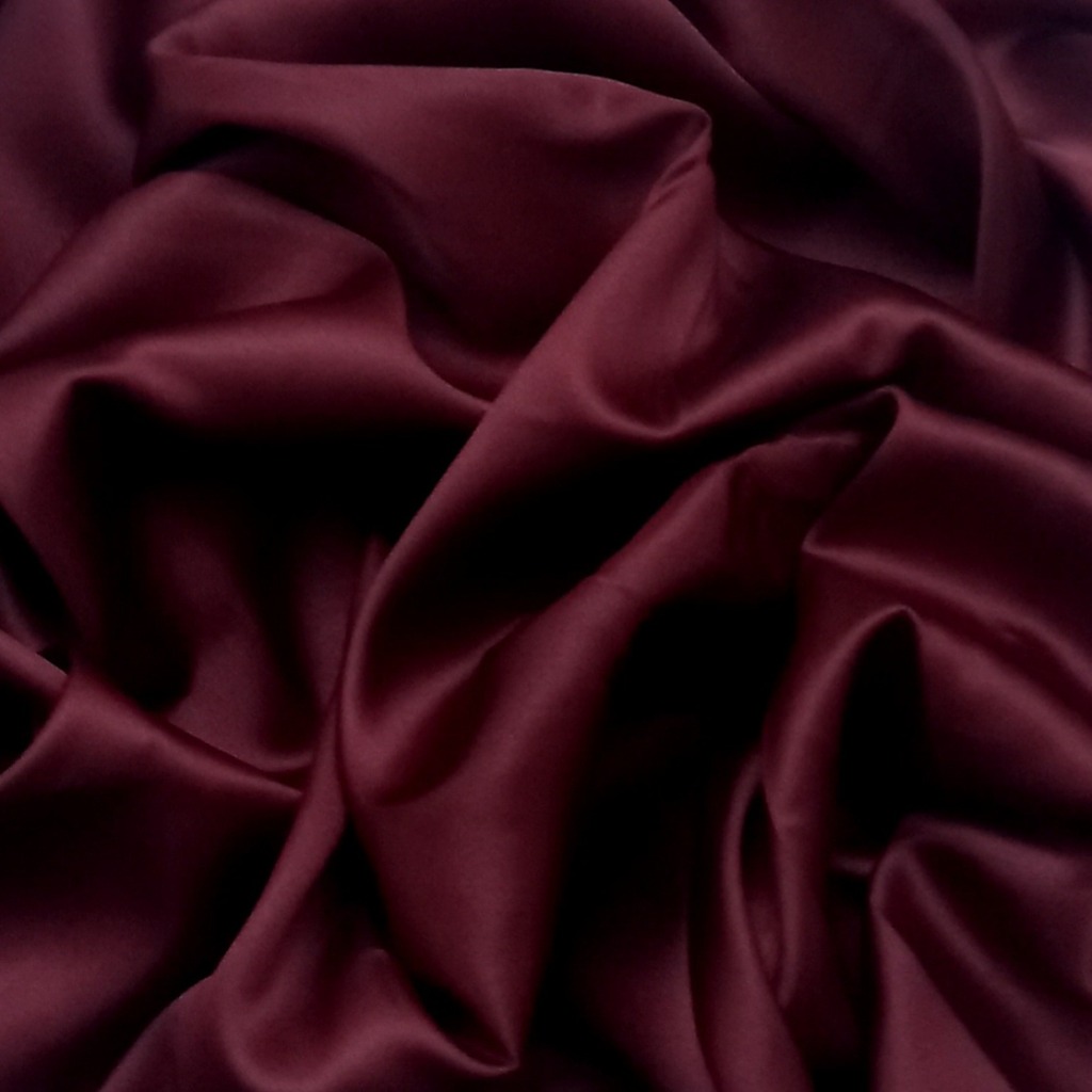 ساتن زرشکی عرض 290