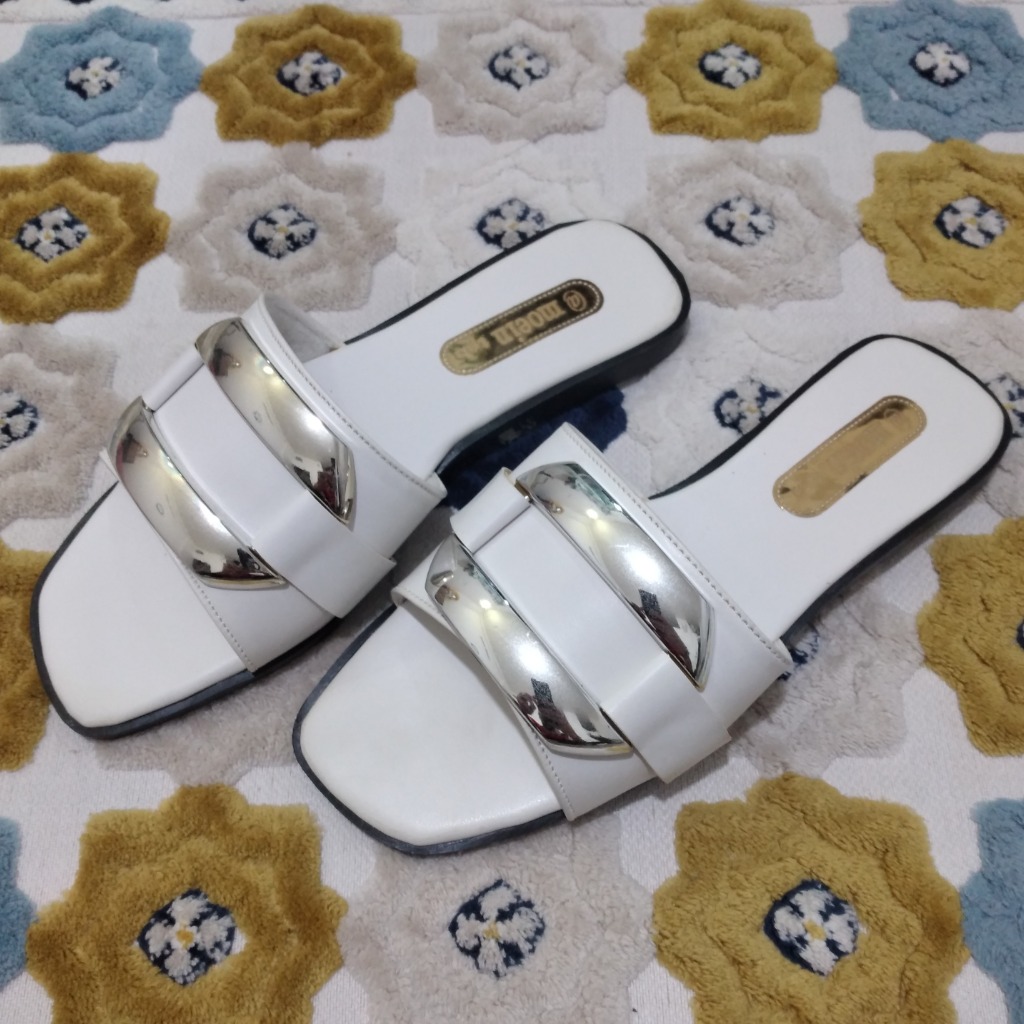 حراج صندل sandal زنانه رو فرشی