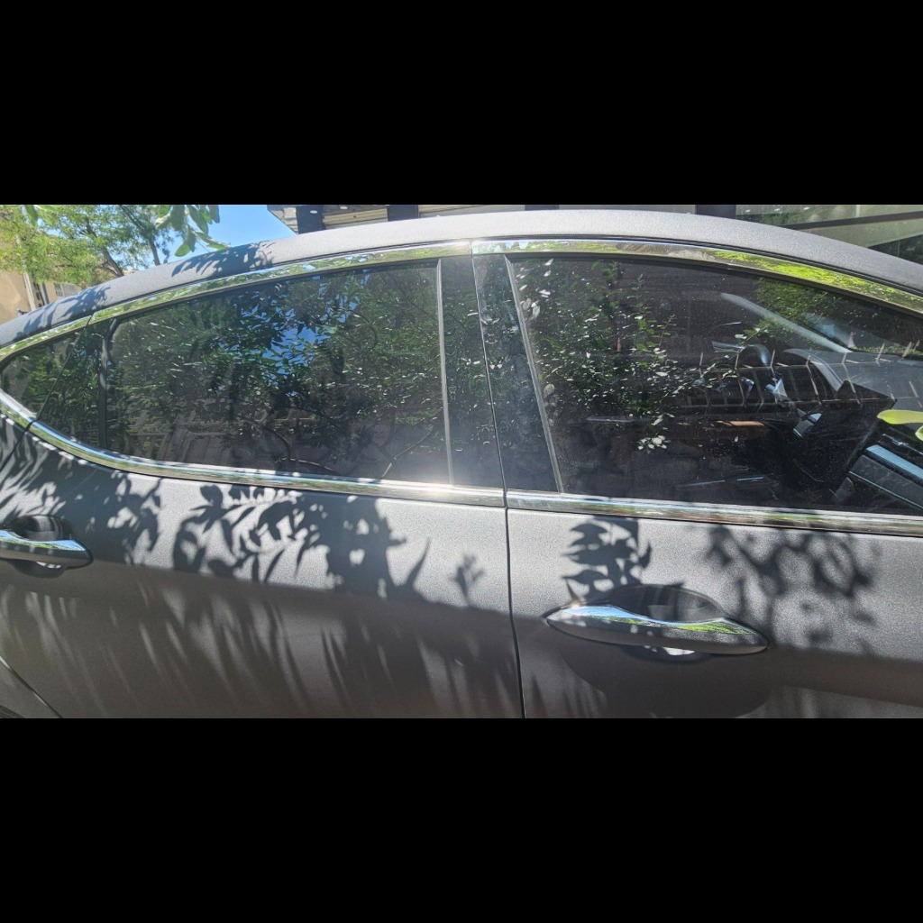 پیانویی ستون کابین کی ام سی جی 7 (kmc j7)