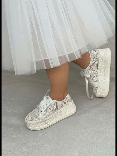 کتونی توری برفی