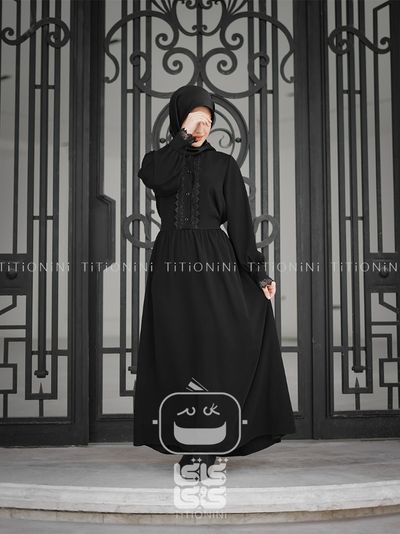 پیراهن عبایی دخترانه مشکی با خرج‌کار گیپور (مناسب اربعین و مهمانی)