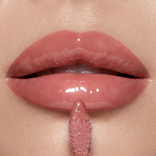 رژ لب مایع پیلوتاک حجم دهنده شارلوت تیلبری اصل اروپایی CHARLOTTETILBURY NEW! Pillow Talk Big Lip Plumpgasm - Fair To Medium