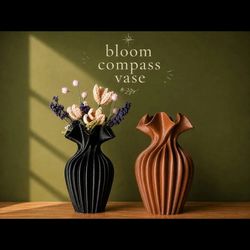 گلدان پرینت سه‌بعدی بلوم کامپس با طراحی پیچ‌خورده ارگانیک | Bloom Compass Vase