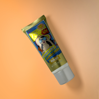 ضد آفتاب بی‌رنگ Vokali