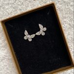 گوشواره نگین دار پروانه