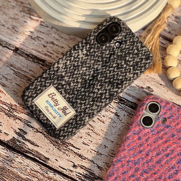 قاب Wooly Charm / آیفون / (کدC1911)MO