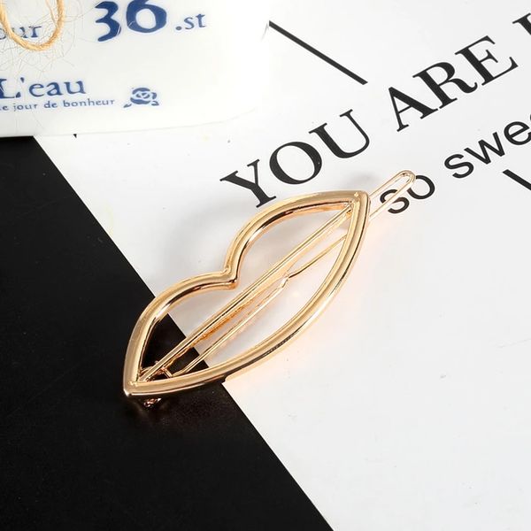 گیره مو زنانه طرح لب کد Mhr-284