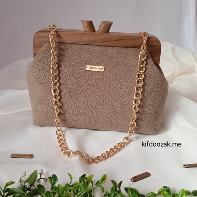 کیف دهانه چوبی