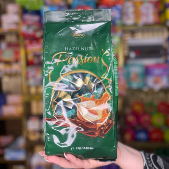 شکلات ووبرو با مغز فندق