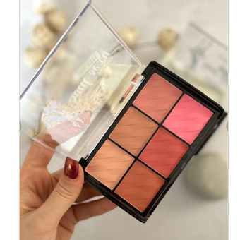 پالت رژگونه 6 رنگ آررت اسکین