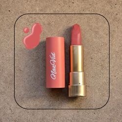 رژلب جامد، نود هلویی