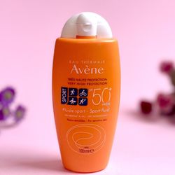 کرم ضد آفتاب بی رنگ SPF50 حجم 100 میلیلیتر