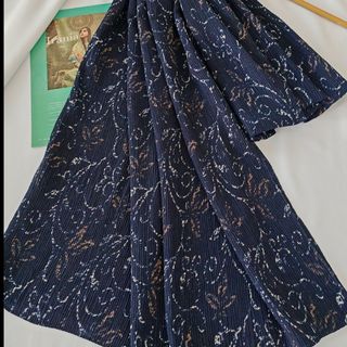 شال برشکاسرمه ای کرم لمه دار