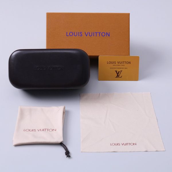 کیس اورجینال عینک  برندLOUIS VUITTON کد270003