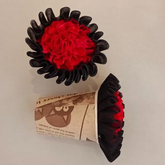 گل مصنوعی کاغذی لیوانی