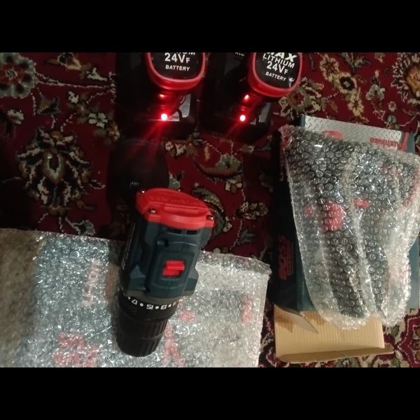 دلرشارژی 24ولت براکشلس