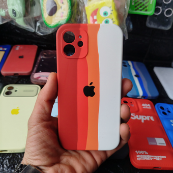 کاور قاب آیفون12 مدل سیلیکونی چندرنگ اورجینال طرح2 پاک کنی