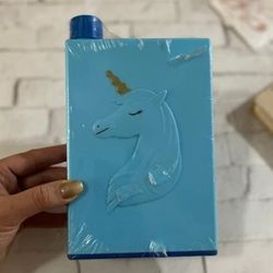 قمقمه کتابی مدل اسب تک شاخ