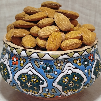 مغز بادام درختی ممتاز ایرانی،بسته500گرمی،ترد و خوش طعم،کیفیت تضمینی