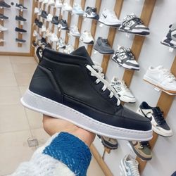 کفش نیم بوت مردانه مشکی زیره سفید