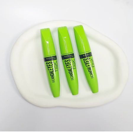 ریمل حجم دهنده وپرپشت کننده  پوکه سبز