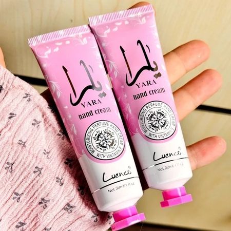 کرم مرطوب کننده یارا