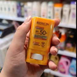ضد آفتاب استیکی بیوکسین